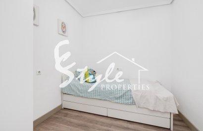 Reventa - Apartamento - Torrevieja  - calle VICTOR GARCIA VILLALGORDO