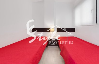 Reventa - Apartamento - Torrevieja  - calle Puerto Romano