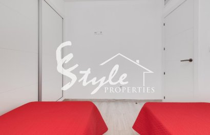 Reventa - Apartamento - Torrevieja  - calle Puerto Romano