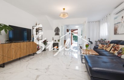 Вторичное жилье - Adosado - Torrevieja - Торревьеха