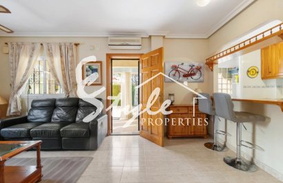 Resale - 2. Townhouse - Orihuela Costa  - Playa Flamenca