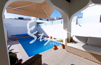 Reventa - Semi detached - Villamartin - Costa Blanca