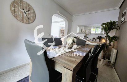 Resale - Villa - Villamartin, Orihuela Costa - Villamartin