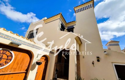 Resale - Villa - Villamartin, Orihuela Costa - Villamartin