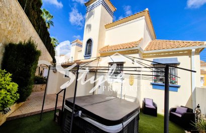 Resale - Villa - Villamartin, Orihuela Costa - Villamartin