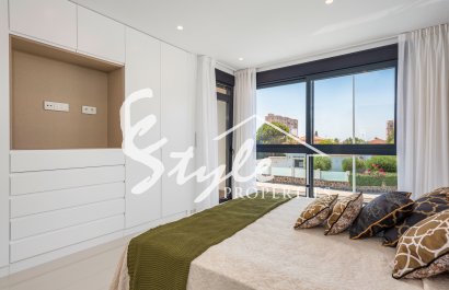 Nuevo - Villa - La Manga - Playa Paraiso