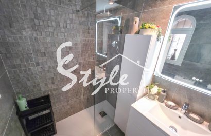 Resale - Villa - Villamartin, Orihuela Costa - Villamartin