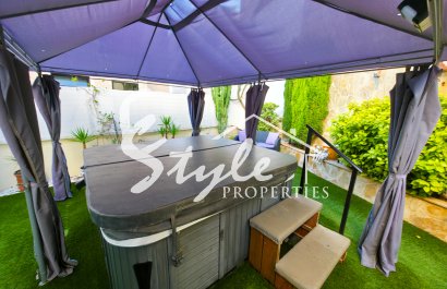 Resale - Villa - Villamartin, Orihuela Costa - Villamartin