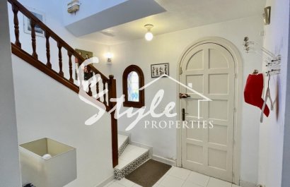 Reventa - Villa - Orihuela Costa  - Villamartin