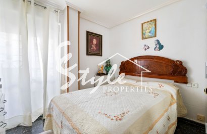 Se vende apartamento de 2 dormitorios cerca del mar en Punta Prima, Costa Blanca, España. ID2797