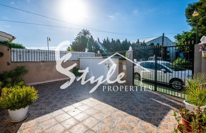 Reventa - Villa - Torrevieja  - Calas Blancas