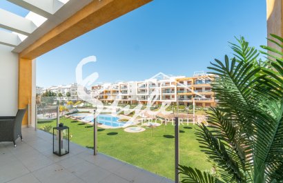 Reventa - Apartamento - Orihuela Costa  - Villamartin