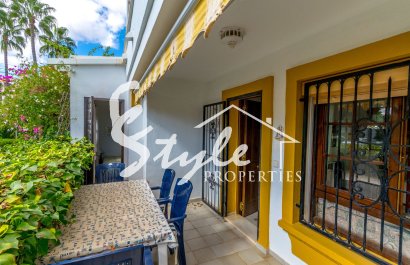 Reventa - Apartamento - Orihuela Costa  - Villamartin