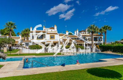 Reventa - Apartamento - Orihuela Costa  - Villamartin