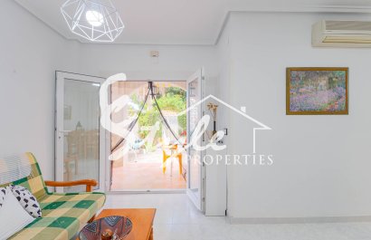 Resale - Apartamento - Punta Prima