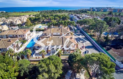 For sale ground floor apartment with basement in Las Barcas, Punta Prima, Los Altos, Costa Blanca, Spain. ID 3122