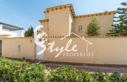 Resale - Villa - Torrevieja - Costa blanca sur