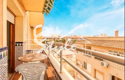Resale - Apartamento - Torrevieja - Playa de los Naufragos