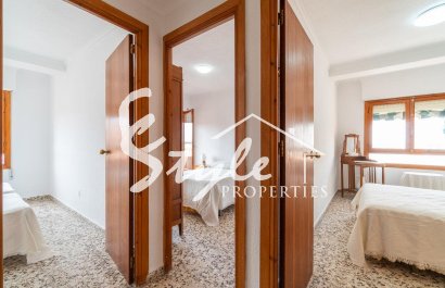 Resale - Apartamento - Torrevieja - Playa de los Naufragos