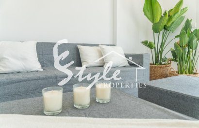 Resale - Apartment - Orihuela Costa  - Playa Flamenca