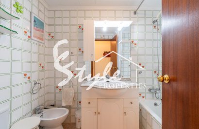 Resale - Apartamento - Torrevieja - Playa del Cura