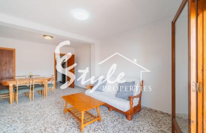 Resale - Apartamento - Torrevieja - Playa de los Naufragos