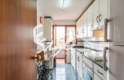 Resale - Apartamento - Torrevieja - Playa de los Naufragos
