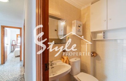 Resale - Apartamento - Torrevieja - Playa de los Naufragos