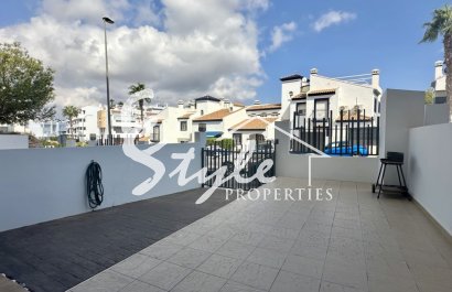 Resale - Apartamento - Orihuela-Costa - Villamartin