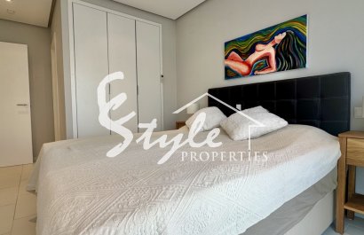 Resale - Apartamento - Orihuela-Costa - Villamartin