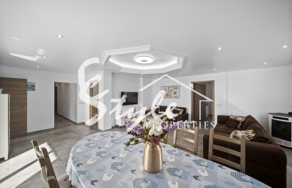 Resale - Villa - Orihuela-Costa - La Zenia