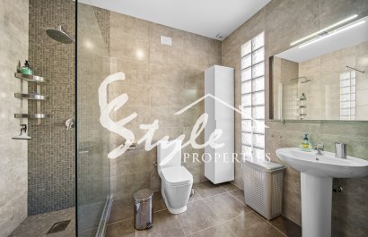 Resale - Villa - Orihuela-Costa - La Zenia