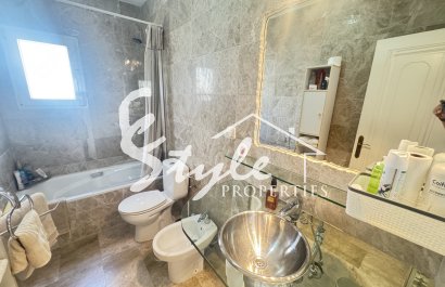 Resale - Villa - Las Ramblas Golf - Las Ramblas