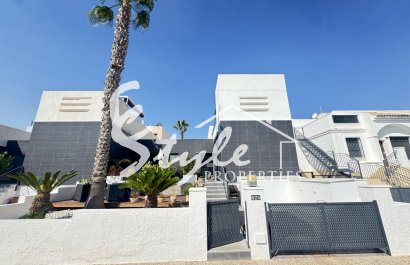 Resale - Villa - Villamartin, Orihuela Costa - Villamartin