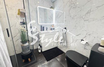 Resale - Villa - Villamartin, Orihuela Costa - Villamartin