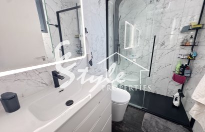 Resale - Villa - Villamartin, Orihuela Costa - Villamartin