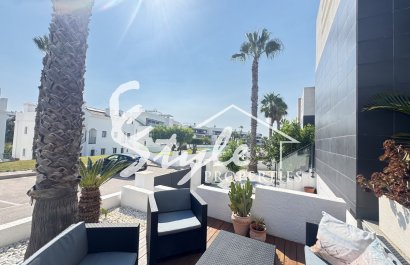 Resale - Villa - Villamartin, Orihuela Costa - Villamartin