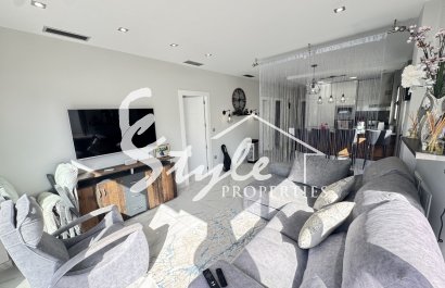 Resale - Villa - Villamartin, Orihuela Costa - Villamartin