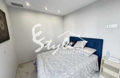 Resale - Villa - Villamartin, Orihuela Costa - Villamartin