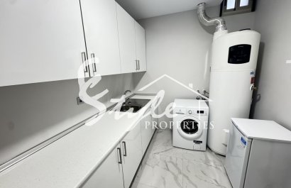 Resale - Villa - Villamartin, Orihuela Costa - Villamartin