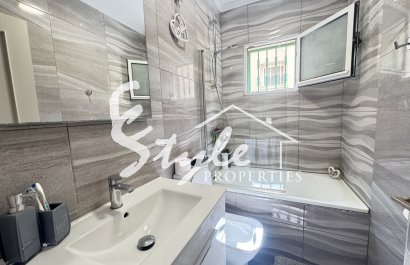 Resale - Villa - Villamartin, Orihuela Costa - Villamartin