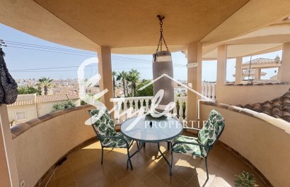 Resale - Villa - Villamartin, Orihuela Costa - Villamartin