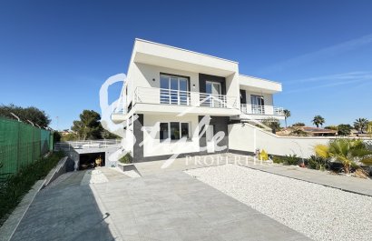 Вторичное жилье - Вилла - Los Balcones - Лос Балконес