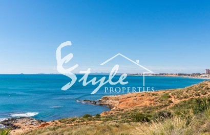 Fabulous 2-beds 2 baths apartment close to the sea in Cabo Roig, Costa Blanca, Spain. ID2751