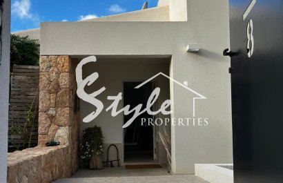 Resale - Villa - Costa de la Calma - Calvià