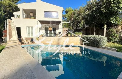 Resale - Villa - Costa de la Calma - Calvià