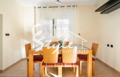 Resale - Villa - Orihuela-Costa - Los Almendros-La Florida