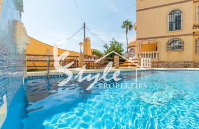 Resale - Villa - Orihuela-Costa - Los Almendros-La Florida