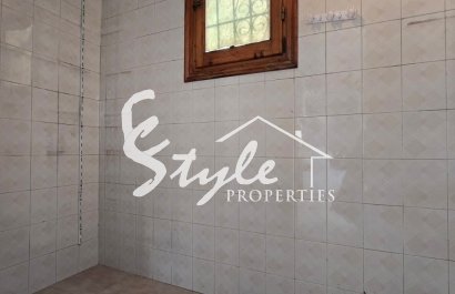 Resale - Villa - Torrevieja - El Chaparal