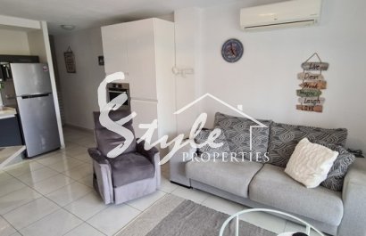 Resale - Apartamento - Orihuela-Costa - Punta Prima